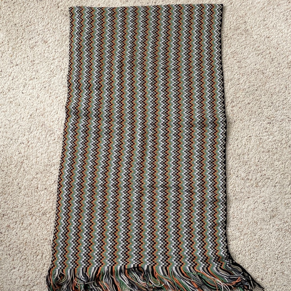 Missoni Scarf. Made in Italy. Wool/Acrylic. - Picture 2 of 6